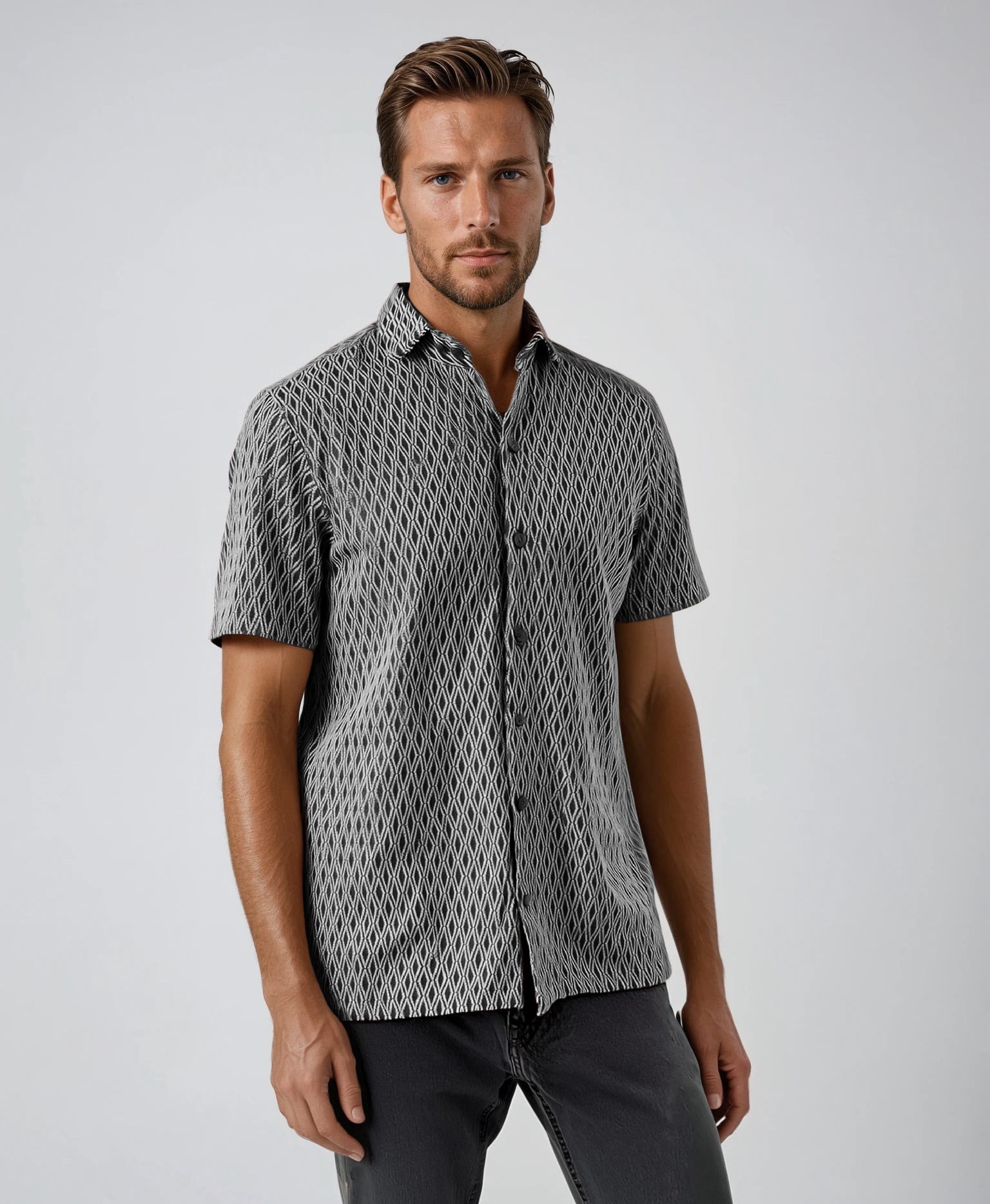 Black and White Jacquard Diamond Contrast Knit Short Sleeve Shirt